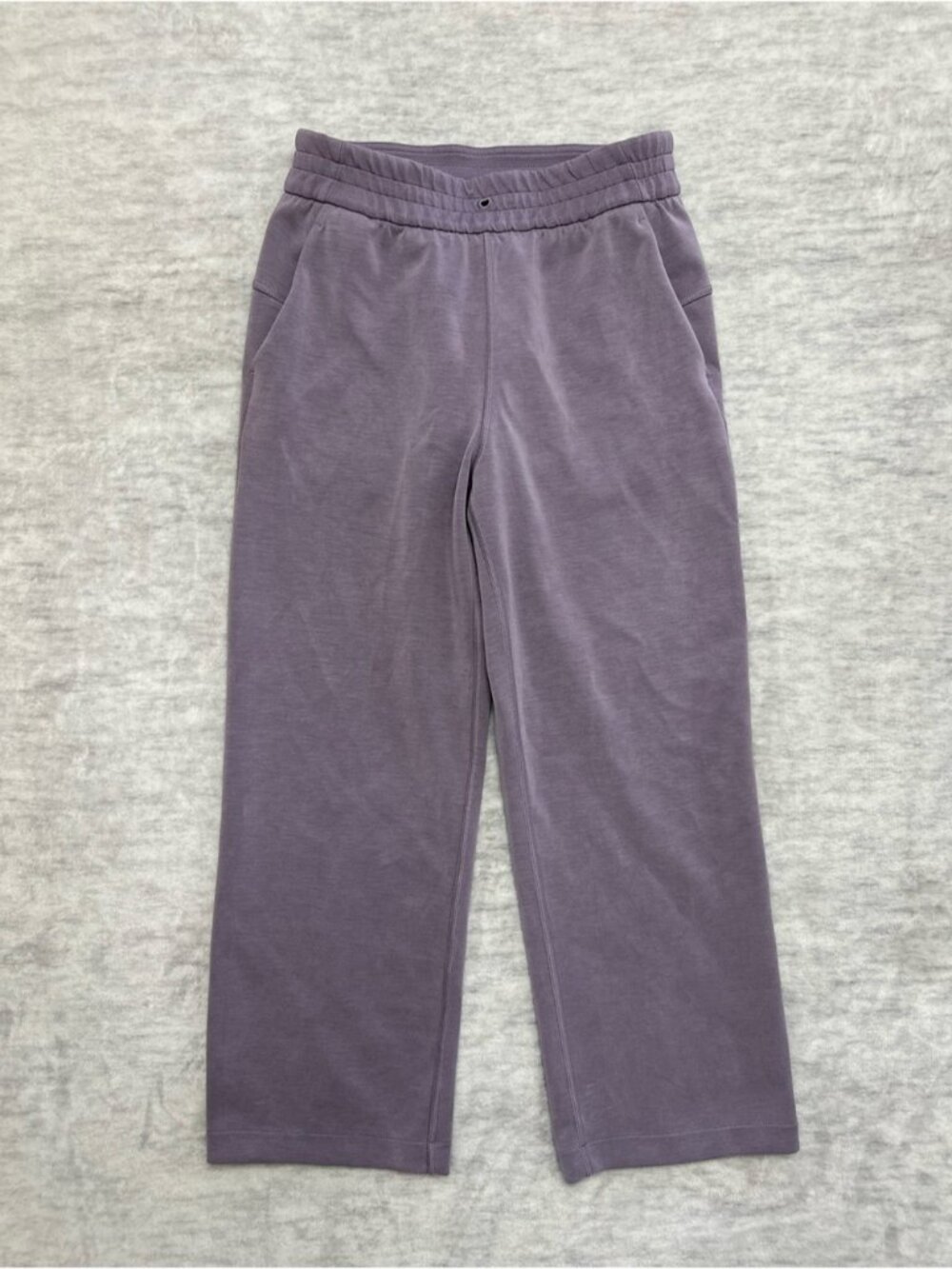 Lululemon Softstreme High-Rise Straight-Leg Cropped Pant